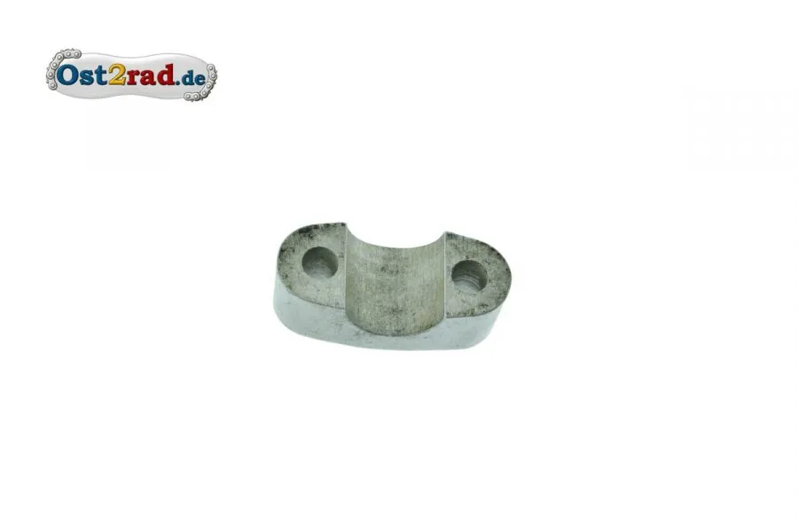 Lenkerhalteschale 32mm Gabel passend für MZ TS 125 150 250/0 Lenkerhalteschale 32mm Gabel passend für MZ TS 125 150 250/0