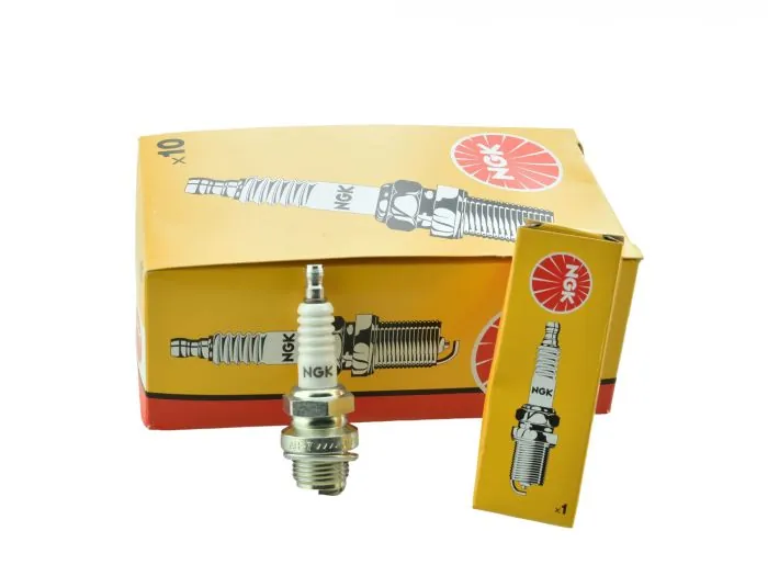 SPARPACK Zündkerzen NGK M18 AB-7 Wartburg 311 Trabant 500 600 P70 IFA F8 F9
