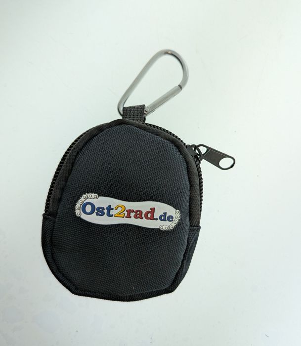 Bonusartikel - Ost2rad Schlüsselanhänger Rucksack schwarz