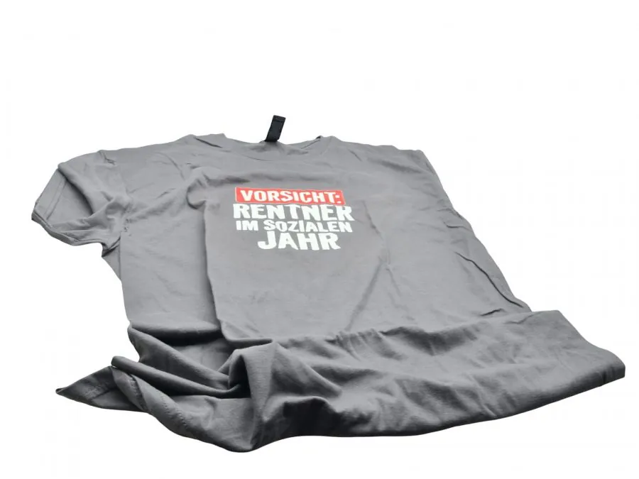 T-​Shirt Vorsicht Rentner im sozialen Jahr grau