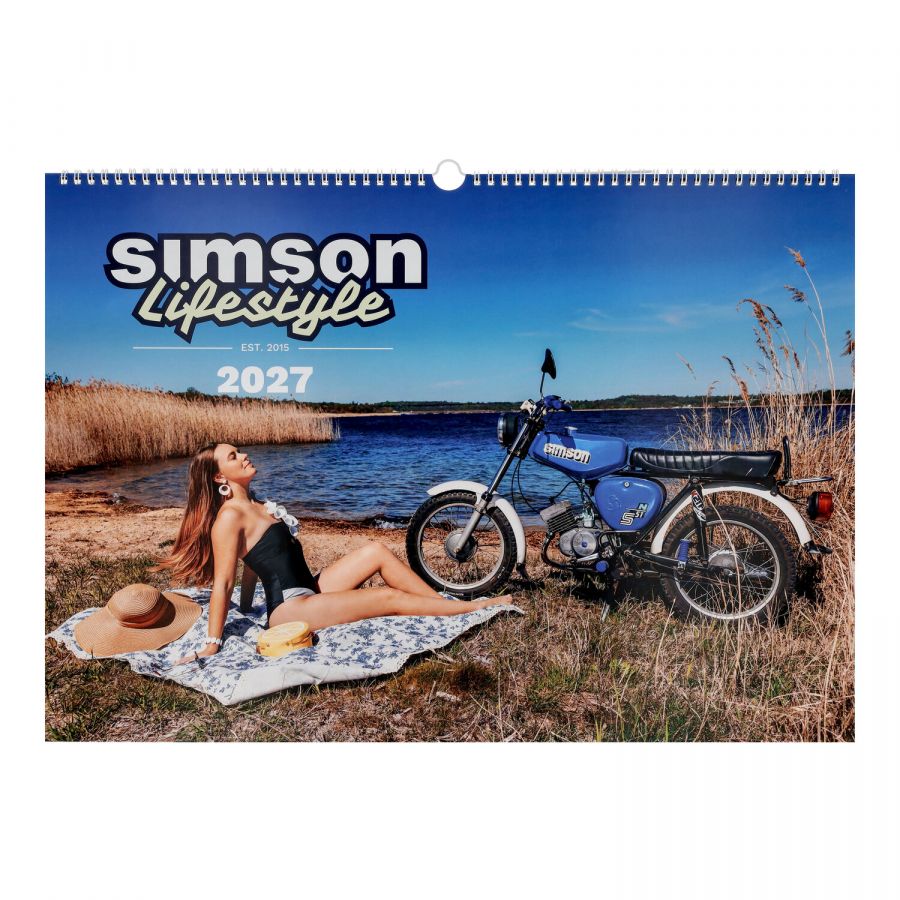 Simson Lifestyle-​​Kalender 2027 – Kultklassiker und ihre kreativen Macher im Rampenlicht