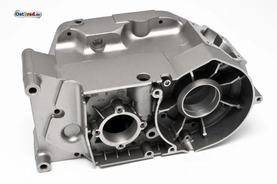Motorgehäuse leer passend für SIMSON S51 SR50 KR51/2 silber lackiert Motorgehäuse leer passend für SIMSON S51 SR50 KR51/2 silber lackiert