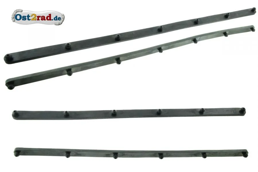 SATZ Trittbrettgummis Manet S100 Tatran S125 - 4 Stück SATZ Trittbrettgummis Manet S100 Tatran S125 - 4 Stück